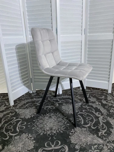 Стул CHILLI SQUARE BLUVEL-03 светло-серый, велюр / черный каркас М-City