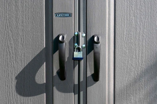 Сарай пластиковый WoodLook 8*10 NEW