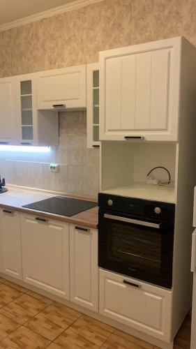 Угловая кухня Прага от Виват-мебель на заказ 2.8х1.85 м. по размерам заказчика