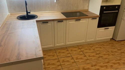 Угловая кухня Прага от Виват-мебель на заказ 2.8х1.85 м. по размерам заказчика