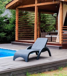 Пластиковый шезлонг MARK антрацит
