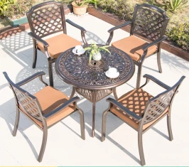 Обеденная мебель из литого алюминия стол ФЕНИКС «FENIX» D90 bronze + 4 кресла БОСТОН «BOSTON»