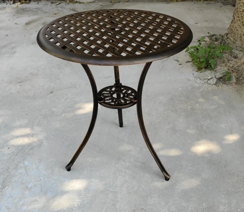 Стол кофейный из литого алюминия Harbin 60