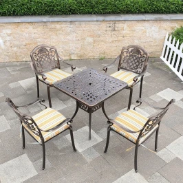 Комплект из литого алюминия стол квадратный СОРРЕНТО «SORRENTO» 78х78 бронза + 4 кресла ГУЕРЛАЙН «GUERLAIN»