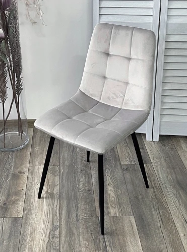 Стул BARI UF910-02 LIGHT GREY, велюр / черный каркас М-City