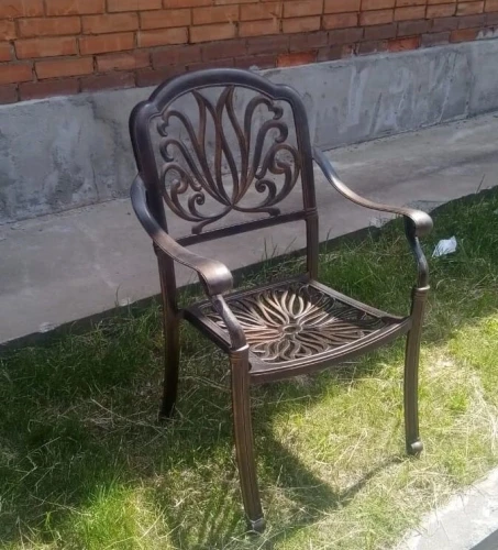 Кресло из литого алюминия Valencia