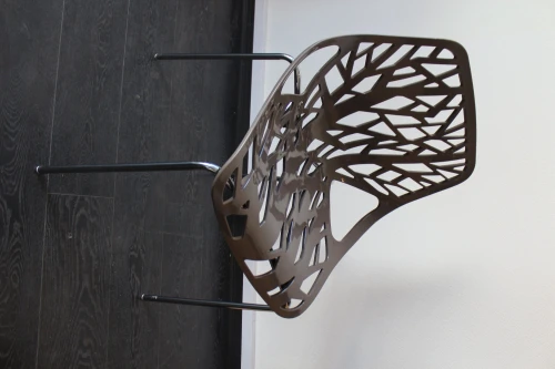 GH103/DC453 Стул пластиковый, СЕРЫЙ, каркас металл хром