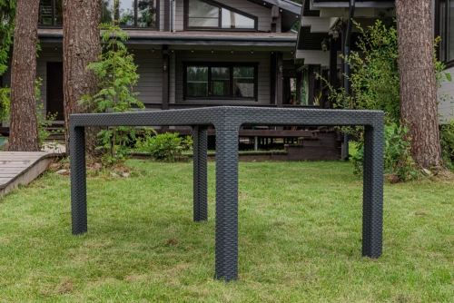 Обеденный стол JULY