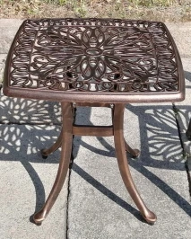 Столик кофейный Malta из литого алюминия