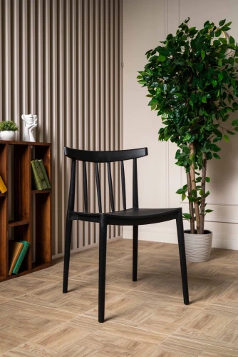 Пластиковый стул KAI черный