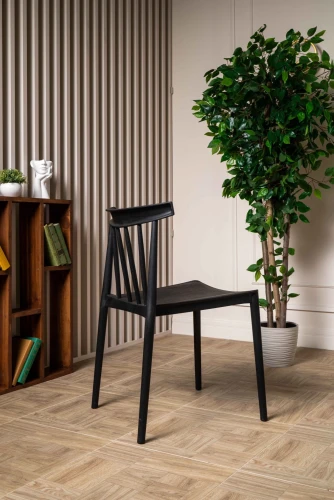 Пластиковый стул KAI черный