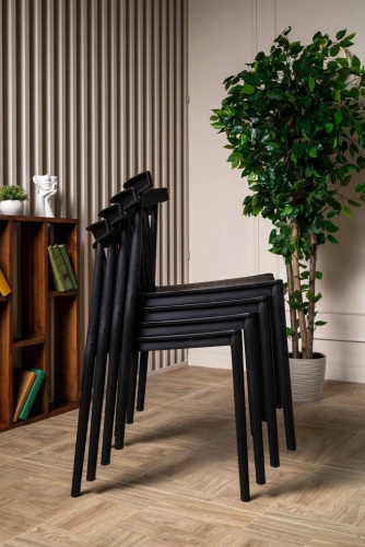 Пластиковый стул KAI черный