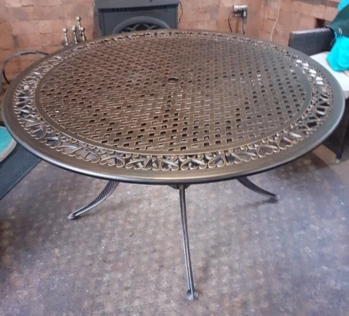 Круглый стол из литого алюминия Sardinia 137