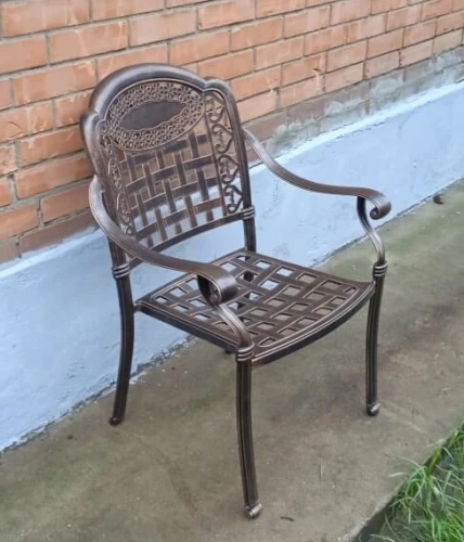 Металлическое кресло Gera из алюминия