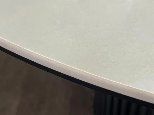 Стол DikLine AKR120 Керамика глянец Ostra Bianco/подстолье черное/опоры черные (2 уп.)