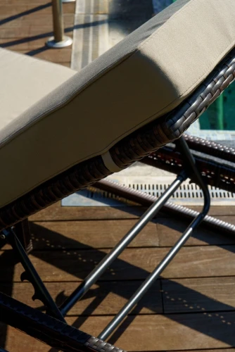 Шезлонг лежак из искусственного ротанга Киото