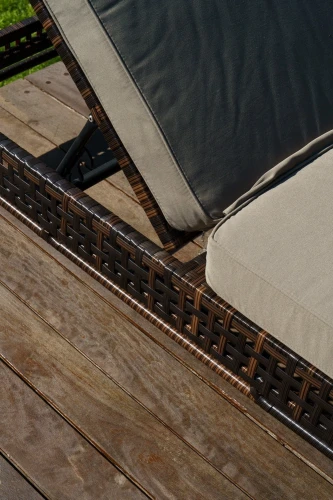 Шезлонг лежак из искусственного ротанга Киото