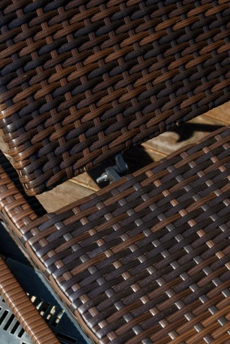 Шезлонг лежак из искусственного ротанга Киото