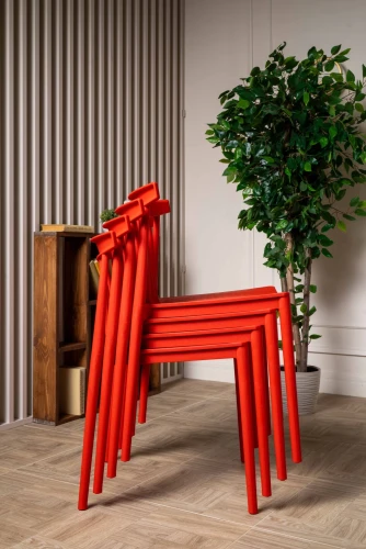Пластиковый стул KAI красный
