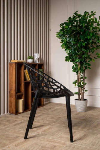 Пластиковый стул ARIA черный