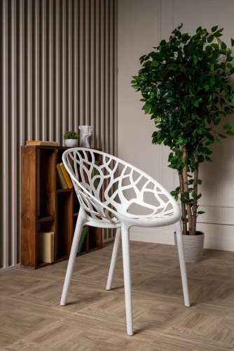 Пластиковый стул ARIA белый