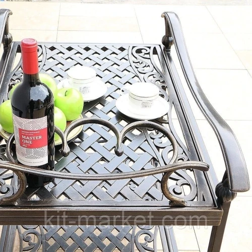 Сервировочный столик Latin из литого алюминия