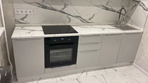 Трехъярусная кухня Фьюжн 2,5 Silky white/Silky Light grey на заказ по размерам заказчика