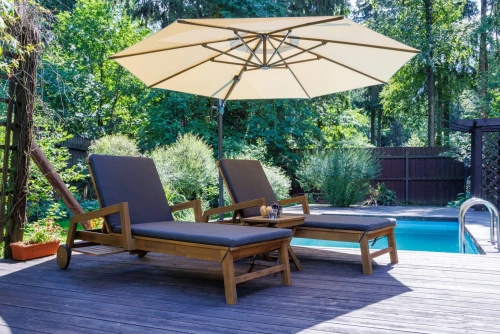 Комплект из 2-х шезлонгов PAOLO из акации и столика LUCIO