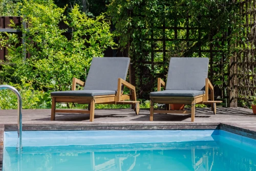 Комплект шезлонгов PAOLO на колесиках из акации(teaklook)