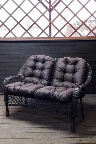 Двухместный диван из искусственного ротанга МЭДИСОН НЬЮ  с подушками на сидение и на спинку