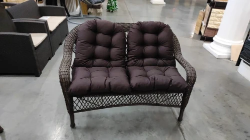 Двухместный диван из искусственного ротанга МЭДИСОН НЬЮ  с подушками на сидение и на спинку