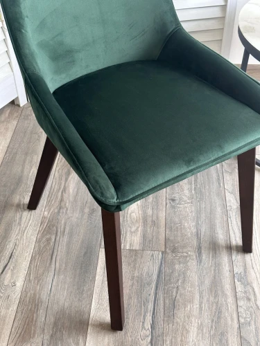 Стул CRISTIAN Future-073 изумрудный, велюр / орех, ®DISAUR