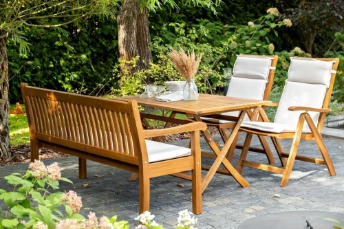 Обеденный комплект из акации KARO со скамьей  Joygarden
