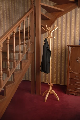 Вешалка напольная В 12Н светло-коричневый