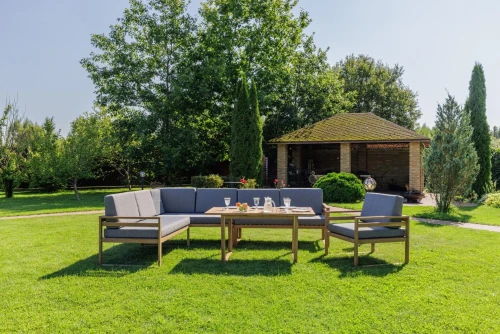 Обеденный комплект BROOKLYN с угловым диваном из акации