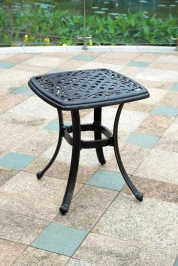 Кофейный столик из литого алюминия