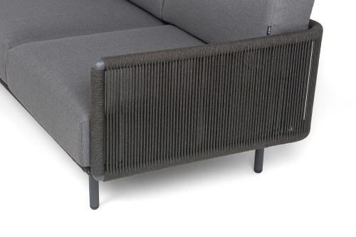 "Джелло" диван 3-местный плетеный из роупа, каркас алюминий темно-серый (RAL7024) муар, роуп темно-серый круглый, ткань темно-серая 027