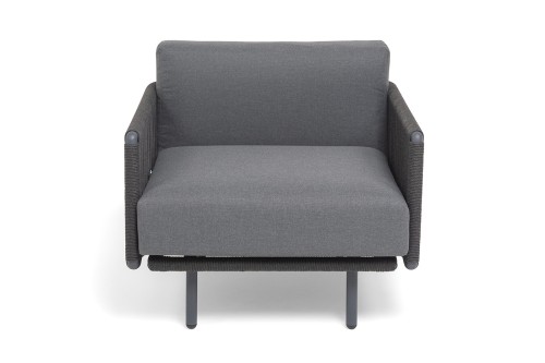 "Джелло" кресло плетеное из роупа, каркас алюминий темно-серый (RAL7024) муар, роуп темно-серый круглый, ткань темно-серая 027