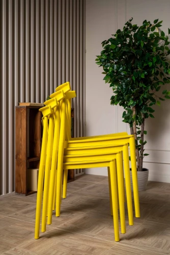 Пластиковый стул KAI желтый
