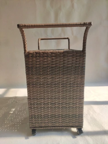 Сервировочный стол с баром из ротанга ВИНКЕЛВАГЕН «WINKELWAGEN»