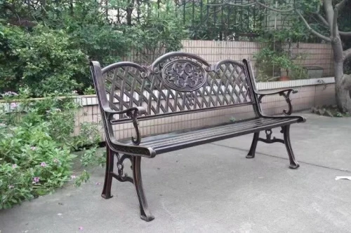 Скамья из литого алюминия для сада Ultimo