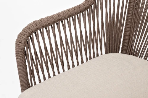 "Лион" стул плетеный из роупа, каркас из стали коричневый (RAL8016) муар, роуп коричневый круглый, ткань бежевая 15052