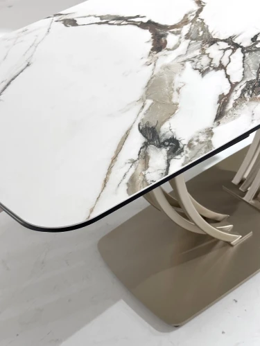 Стол MATERA 160 KL-188 Контрастный мрамор матовый, итал. керамика/ каркас цвета шампань, ®DISAUR