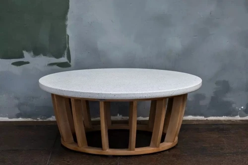 Кофейный стол из акации WOODLAND  Joygarden