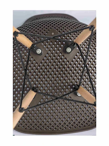 DC122 Стул пластиковый перфорированный, ГОРЬКИЙ ШОКОЛАД#91049, каркас бук