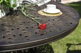 Стол из литого алюминия Бергамо «BERGAMO» D122