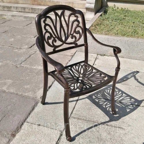 Кресло из алюминия для сада