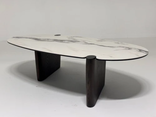 Стол кофейный ARN FENDI WHITE керамика на стекле/массив/ МДФ, облицованный дубовым шпоном ®DISAUR