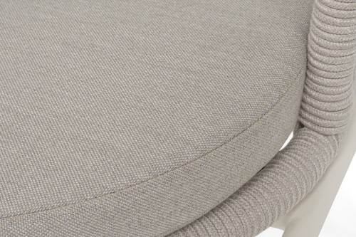 "Люксембург" стул плетеный из роупа, каркас из стали (RAL1013) муар, роуп бежевый круглый, ткань бежевая 15052