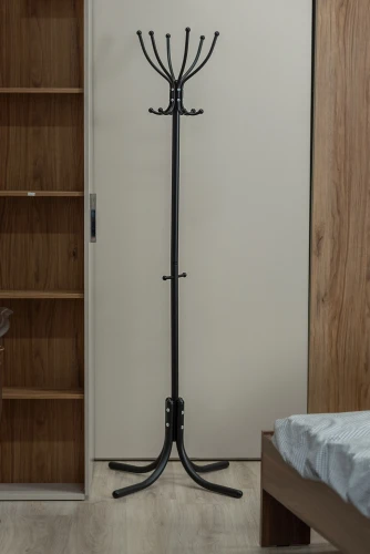 Вешалка напольная М 6 черный